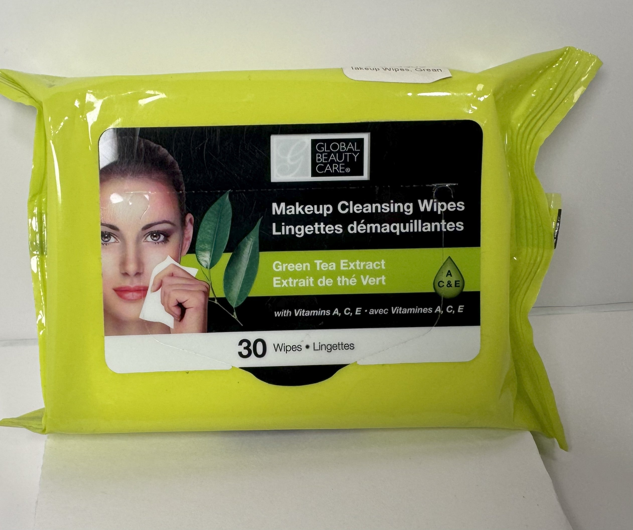 Global Beauty Care Makeup Cleansing Wipes  – 30 Count, Enriched with Vitamins A, C & E, Refreshing & Gentle Face Wipes for Makeup Removal and Skin Hydration